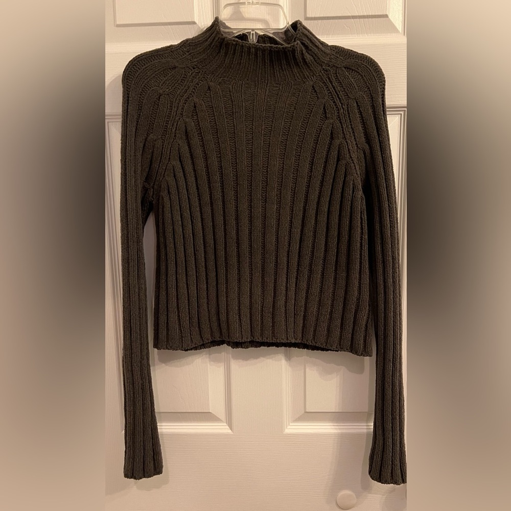 American eagle olive green sweater Small